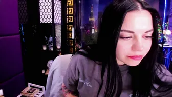 Alma_pearl milf nude cam