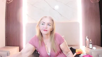 queenstarhyl hot live cam video 20-Sep-2026