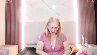 queenstarhyl hot live cam video 20-Sep-2026