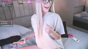 foxxxypink sex cam chat (09/20/2026)