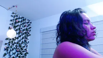 Kikimia video 21-Sep-2026