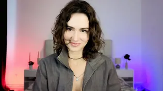 miss_juliaa_ cam nude - (09/21/2026)