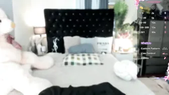 manilynforyou slut posing on cam