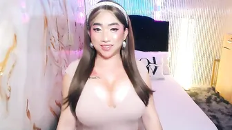 Agirlwithbigcock selfsuck chat sex