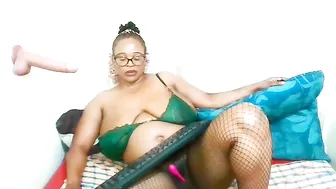 ebony_bloom69 live on cam 22 September 2026