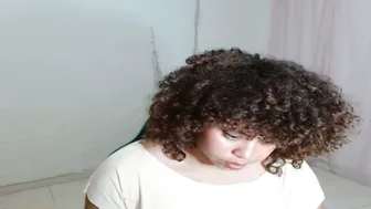 Victoria_miler 09-23-2026 hairy