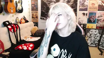 lovely_cass cosplay stream