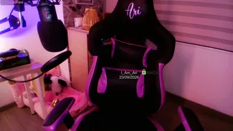i_am_ari bigtits 09/24/2026