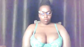 queen_melanine recorded nude video 1134781