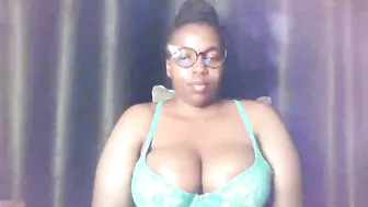 queen_melanine ebony (09/25/2026)
