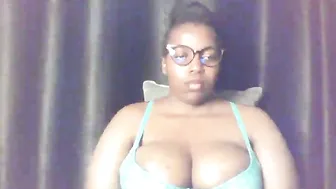 queen_melanine recorded nude video 1135117