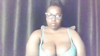 queen_melanine 25-Sep-2026 ebony