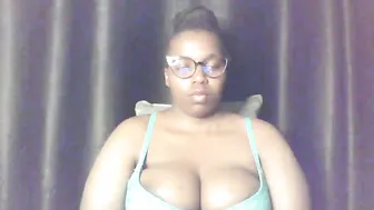 queen_melanine 25-Sep-2026 ebony