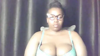 queen_melanine 25-Sep-2026 ebony