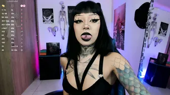 Beelzebosss smoke sex chat