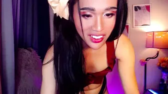 Peakaboo_xx asian 03-Oct-26