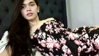 naughty_emmats asian free cam show