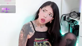 Niinaink cam video - 06 October 2026