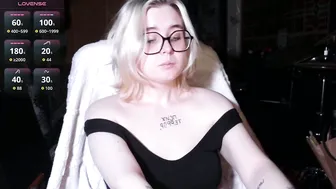 _gothpunk_ blonde on live cam