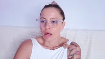 Blueyeskate chat sex cam 08-Oct-26