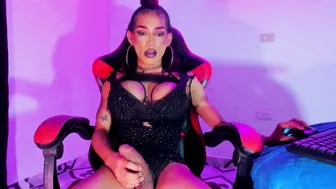 Hot_destinyk 10-Oct-26