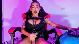 Hot_destinyk 10-Oct-26