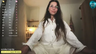 neonquack glasses cam show
