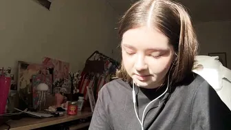 hazelkomlos recorded nude video 1137884