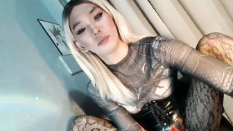Sabrinahottie18 naked on cam 16 October 2026