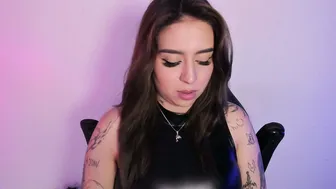 Annikamerliahh_ on webcam video