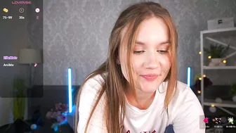 Foxyykate cute sex video