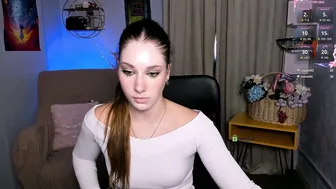 Madam_ulis blonde porn chat