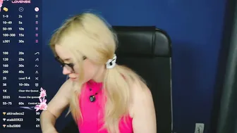 chloewells stream 23 October 2026