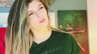 Lizzymontana deepthroat horny amateur