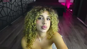 Curlyanto deepthroat stream