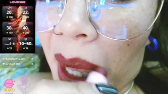 Miss_evoleth2 fetish on webcam