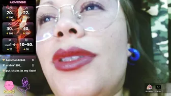 Miss_evoleth2 fetish on webcam