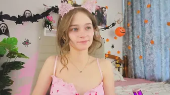 Vialeta_baby 18 28-Oct-26