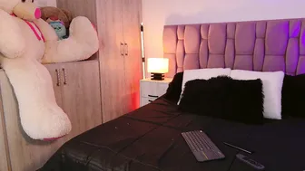 Sophia_karsonn lovense live cam video