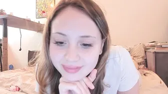 Qtiee feet sex video