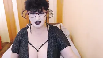 Queenofsin (07/25/2025)