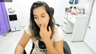 Sofia_new latina chat cam sex