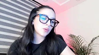 Lee_mila chat porn video 07/26/2025