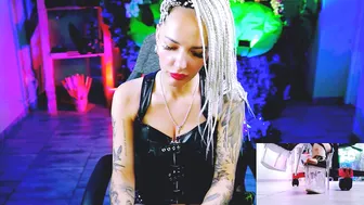 monicamaxwel heels cam girl