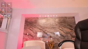 sofiareyesx1 fuckmachine 07-27-2025