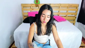 natalia54_ (07-25-2025)