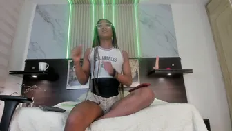 Nahomy_james25 sex video (07-28-2025)