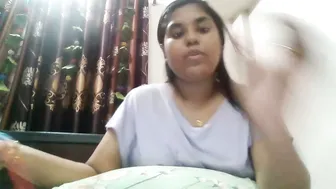 Anydanyg 27-Jul-25 webcam video