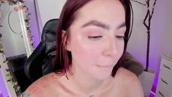 Lindsay_khaleesi 27-Jul-25 webcam show