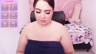 Melissalabx69 porn cam posing on webcam